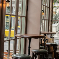 Thomas Cubitt Public House And Dining Room inside