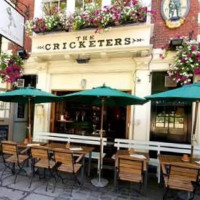 The Cricketers outside