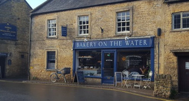 Bakery On The Water outside