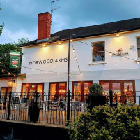 Norwood Arms outside