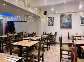 La Caverna food