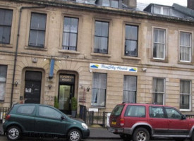 Bluesky Glasgow Hostel outside