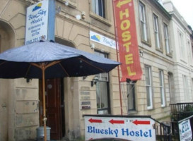 Bluesky Glasgow Hostel outside