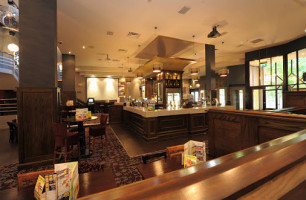 The Albany Palace Wetherspoon food