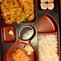 Noshi Sushi food