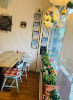 Frieda's Tearoom inside