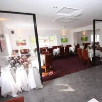 Tadley Tandoori inside