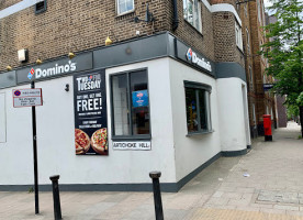 Domino's Pizza Wapping food