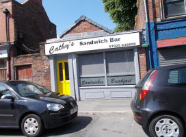 Cathy's Sandwich outside