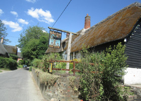 The Royal Oak At Wootton Rivers outside