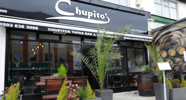 Chupitos outside