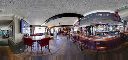 The Cask Stillage inside