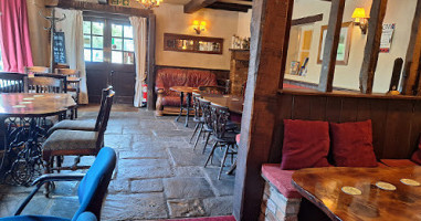 White Hart Inn inside