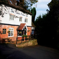 The Manor Arms Inn outside