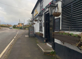 The Nags Head outside