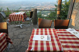 Piadineria La Cappana inside