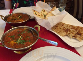 Original Curry Tandoor food