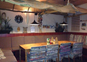 El Pueblo Mexicana inside