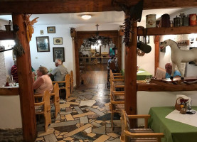 Restaurace A Penzion U Petra food