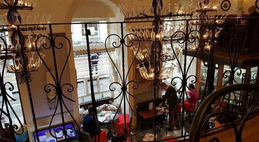 restaurant image