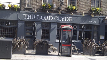 The Lord Clyde inside