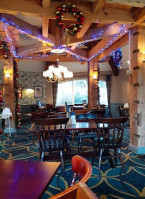 Crown Carvery inside