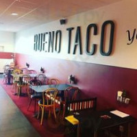 Bueno Taco inside