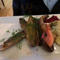 Gabriel Fisk- Skaldjursbar food