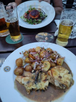 Ventura Pub food