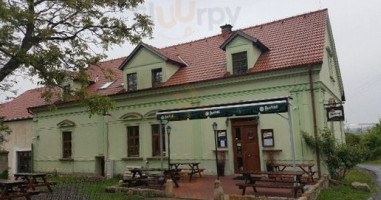 Restaurace Vašírovský Dvůr outside