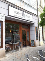 Nase Cafe food