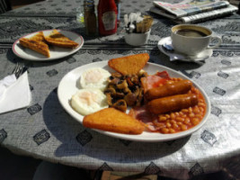 Courtyard Coffee Shop Uckfield food