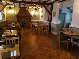 Old Manor Inn inside