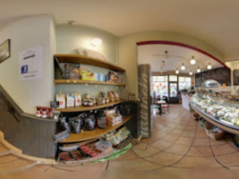 Darley Deli food