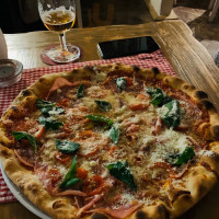 Pizzeria Cosa Vostra food