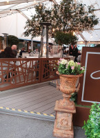 The New Boar Abridge outside