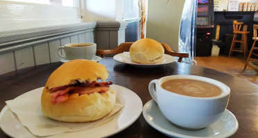Manningtree Station Buffet food