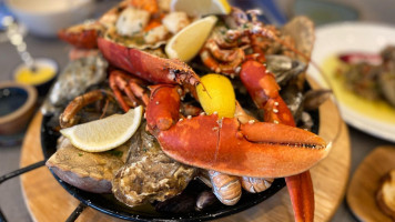 Lochleven Seafood Café food
