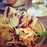 Whittington's Tea Barge food