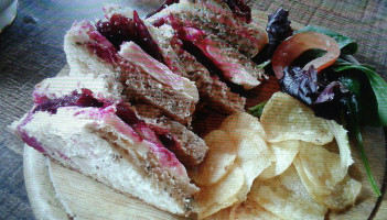 Whittington's Tea Barge food
