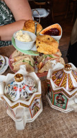 Whittington's Tea Barge drink