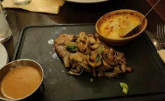 La Caverna Restaurant And Wine Bar food