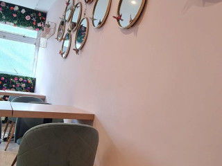 Kerrie's Coffee Shop