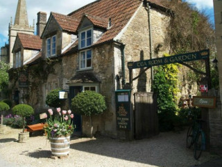 King John's Hunting Lodge Tea Room