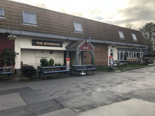 Bowman Flaming Grill Pubs