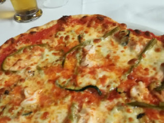 Plaza Pizzeria