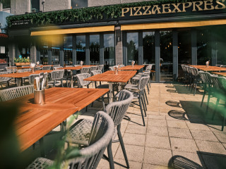 Roundhay Pizza Express