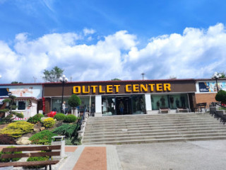 Outlet Center (asia Mall)
