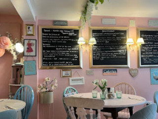 Miss Ellie's Cafe