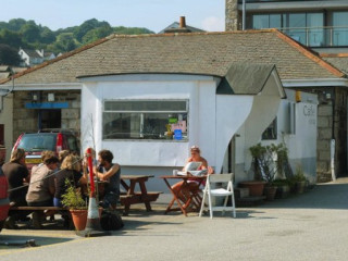 Cafe On The Quay'